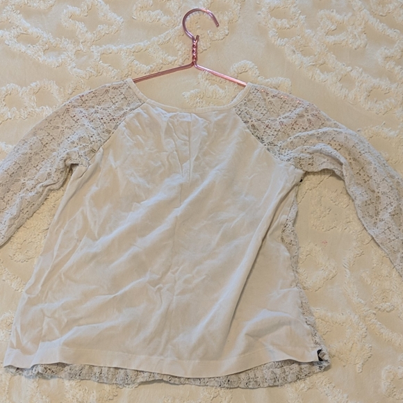 Top - Picture 2 of 3